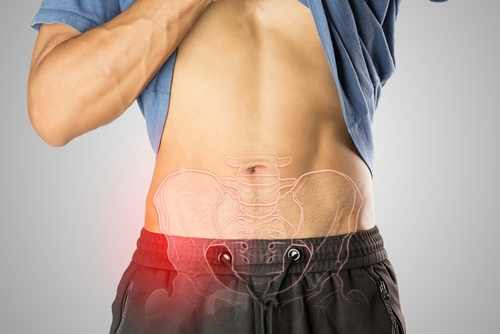 Man having pelvis pain due to dysfunction in si joint and now seeking si joint pain treatment.